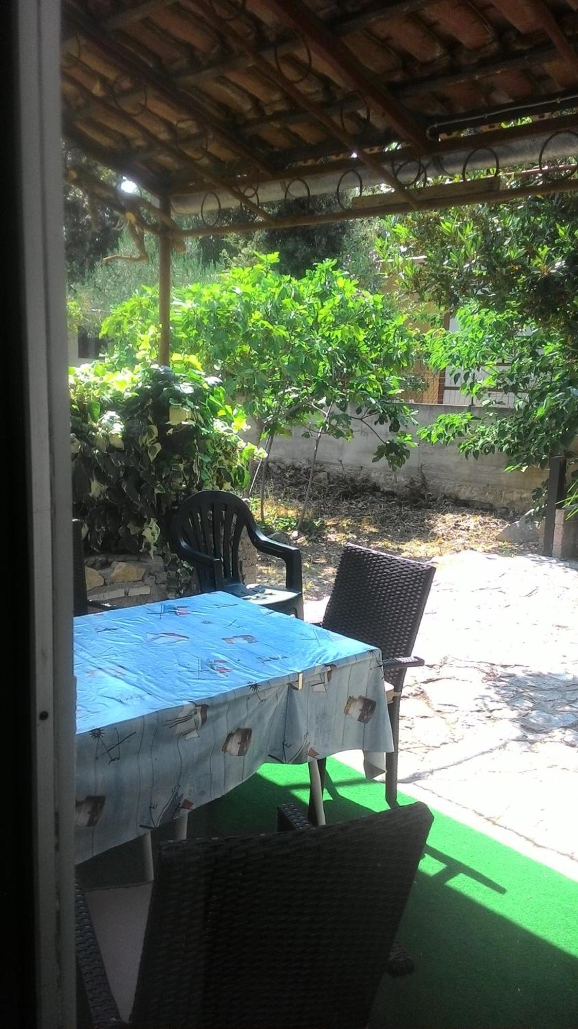 Apartments Prisnac Pakoštane Стая снимка